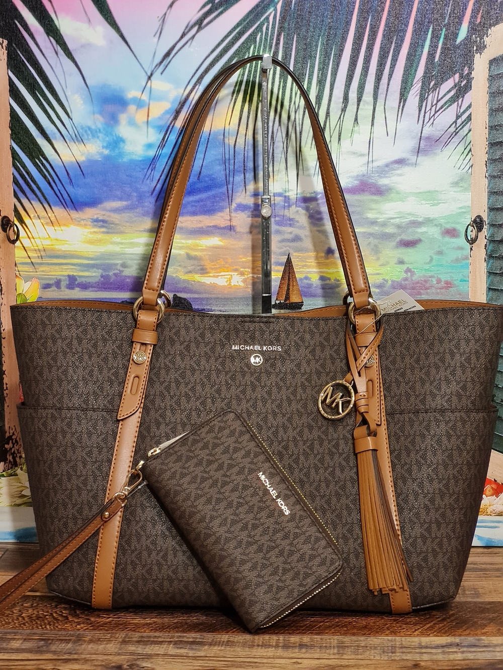 Michael Kors Sullivan Large Logo Tote And Wallet